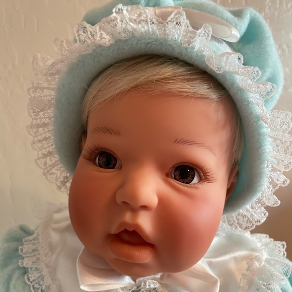 Lee Middleton Doll Fine and Frilly